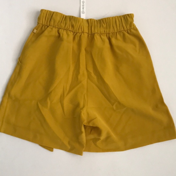 Lululemon Noir Short 5.5" Honeycomb - Picture 4 of 4